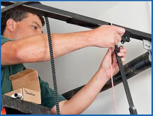 Neighborhood Garage Door Repair Service East Weymouth, MA 339-244-1207 - cont-01